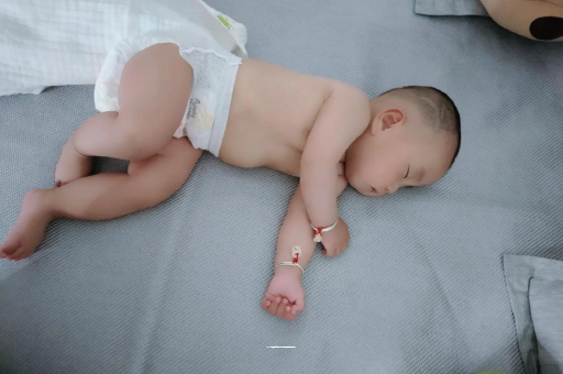 白山宝宝口水多怎么回事